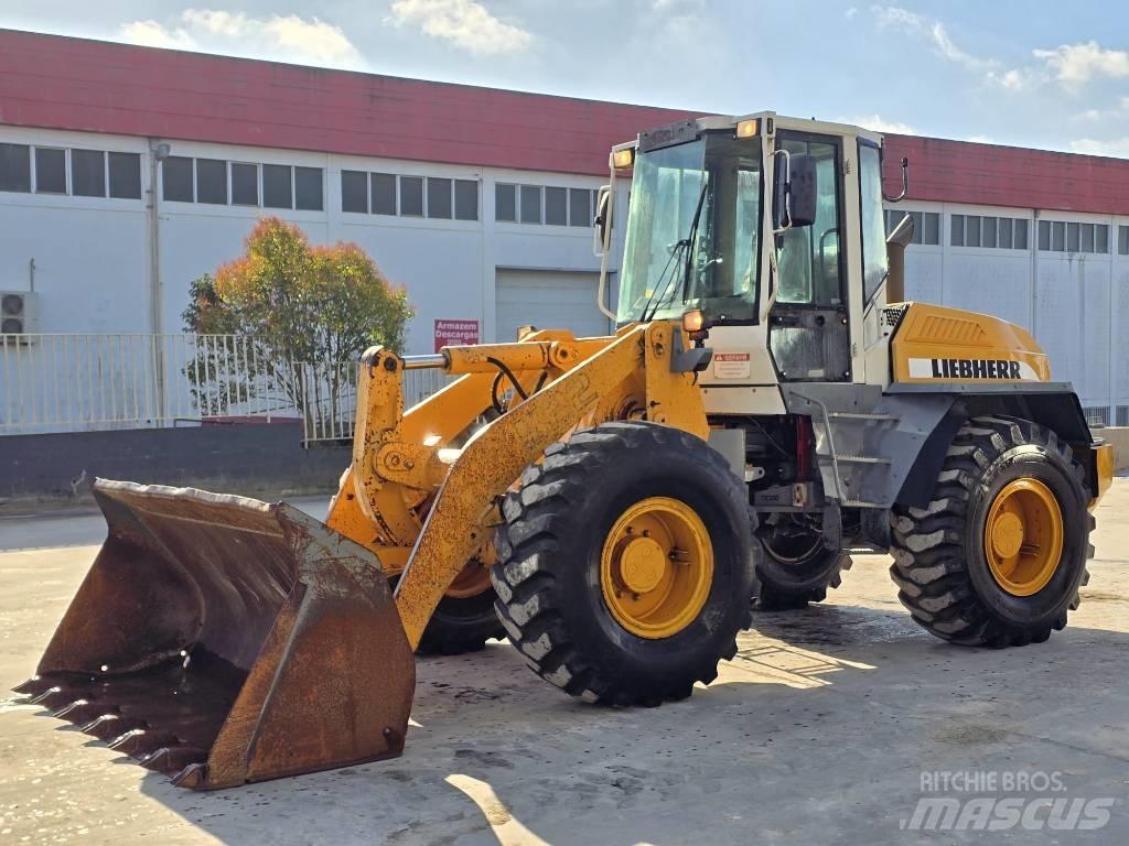 Liebherr L522 Wielladers