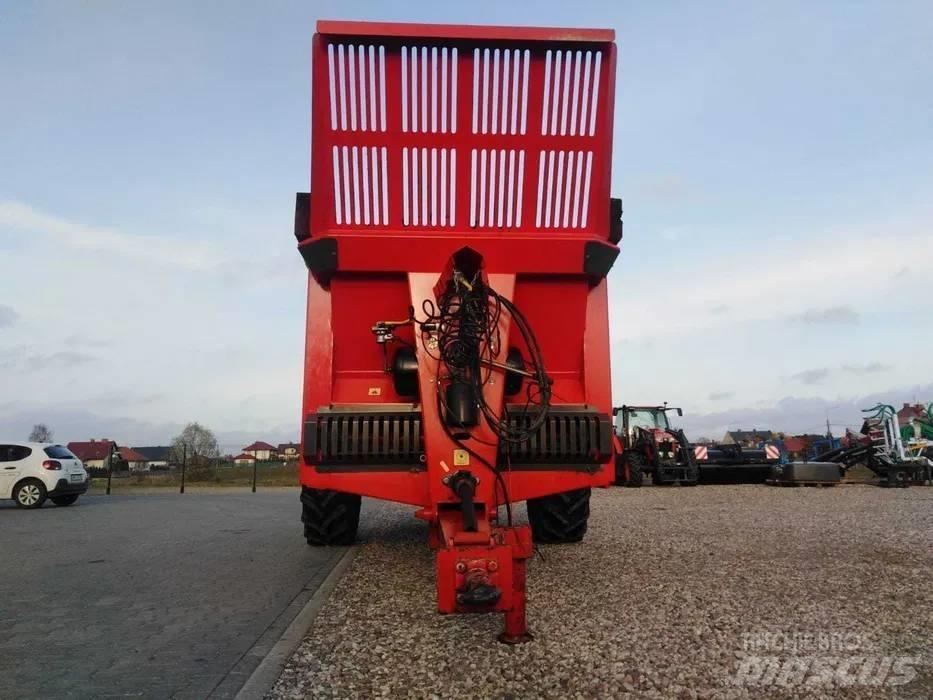 DAF Magnum 10 Mestverspreider