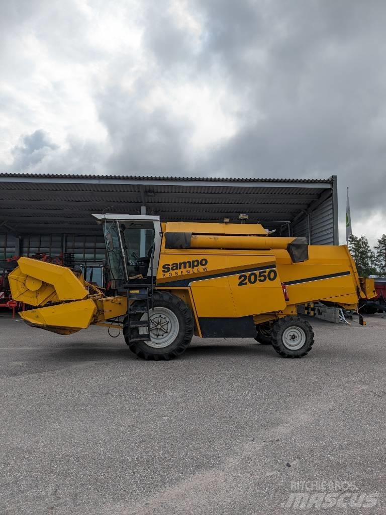 Sampo-Rosenlew 2050 Maaidorsmachines