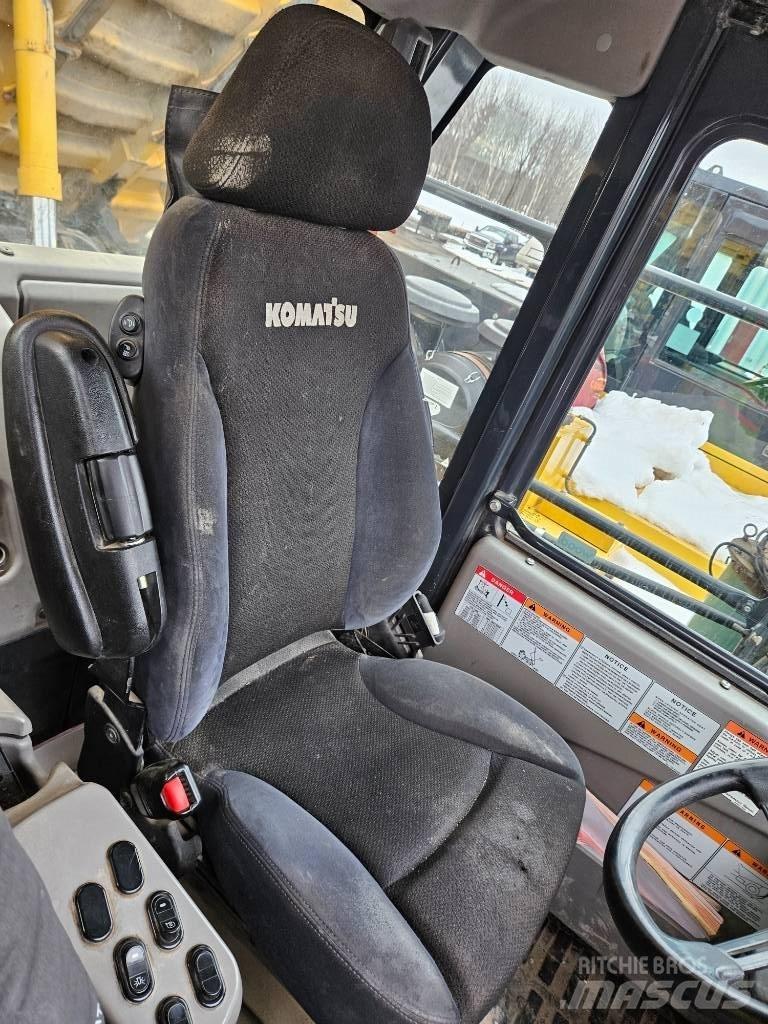Komatsu HD465-8 Mini Dumpers
