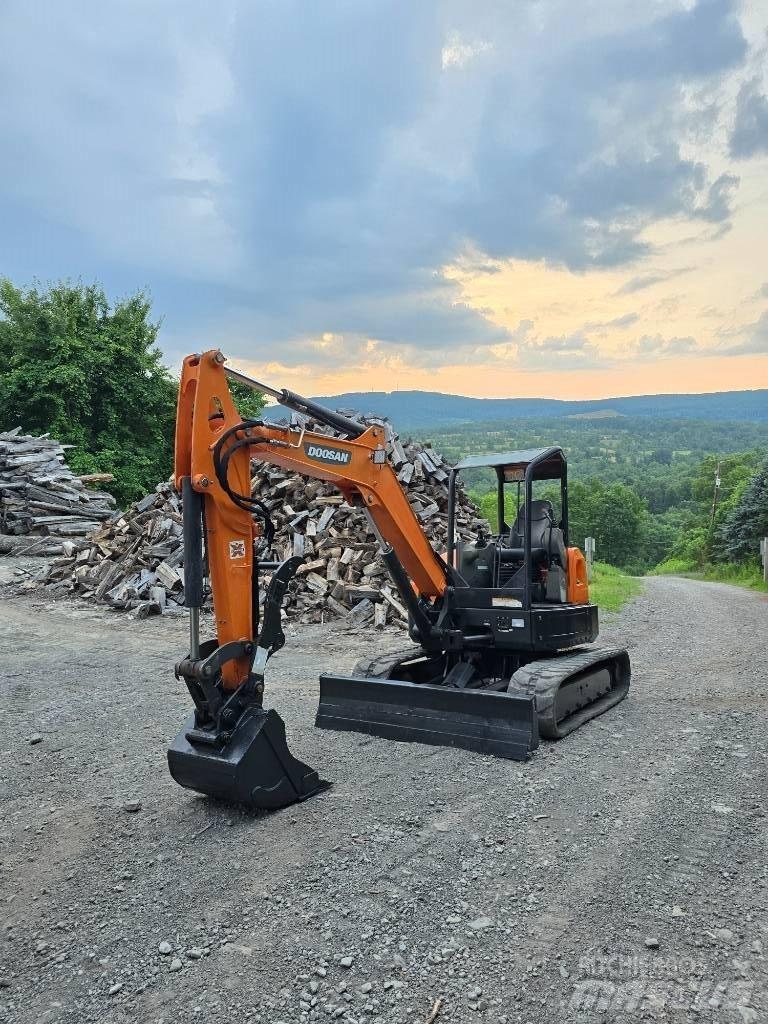 Doosan DX 50 Z Rupsgraafmachines
