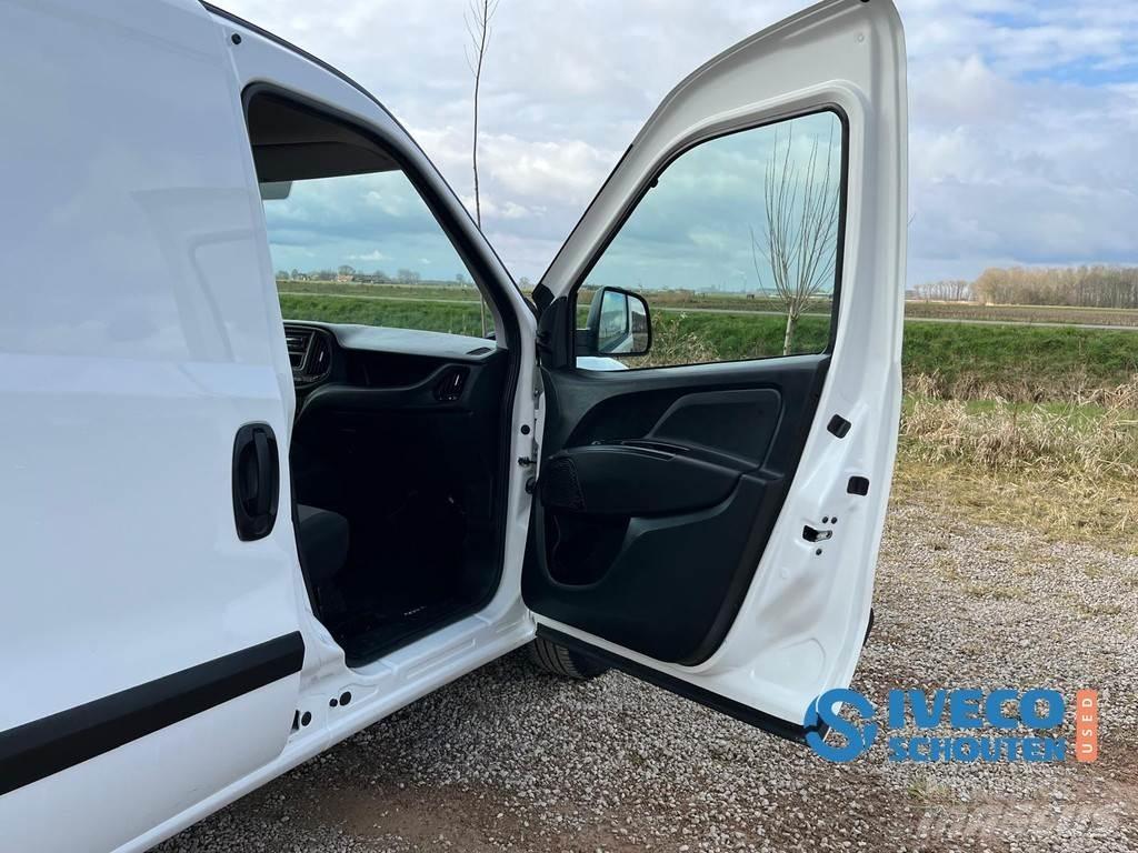 Fiat Doblò Cargo Gesloten bedrijfswagens