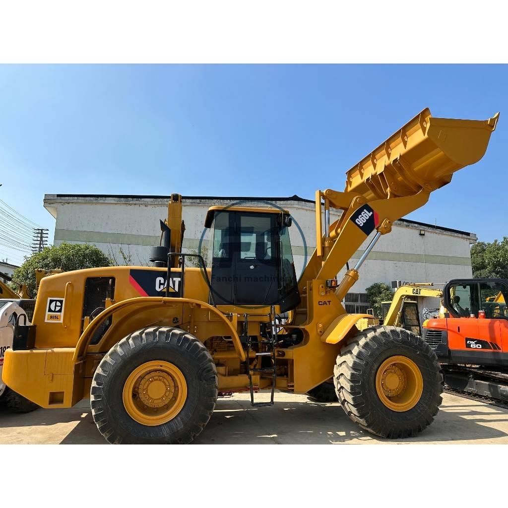 CAT 966 Wielladers