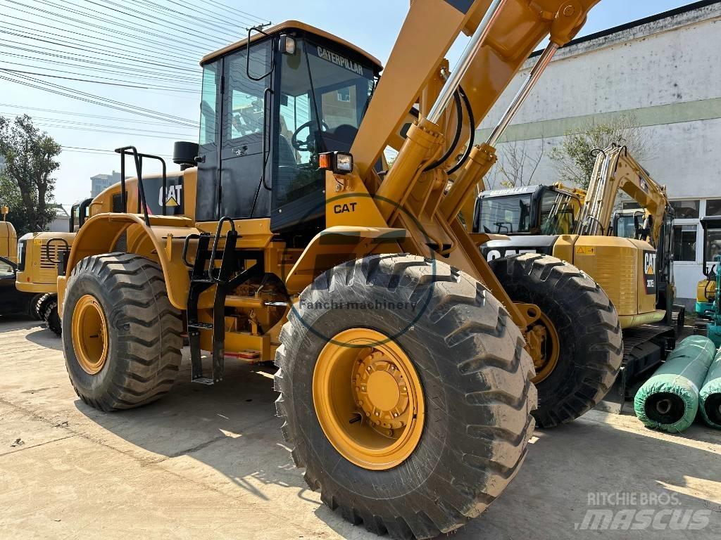 CAT 966 Wielladers