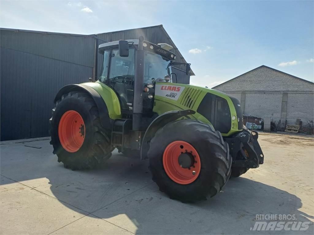 CLAAS Axion 850 Tractoren