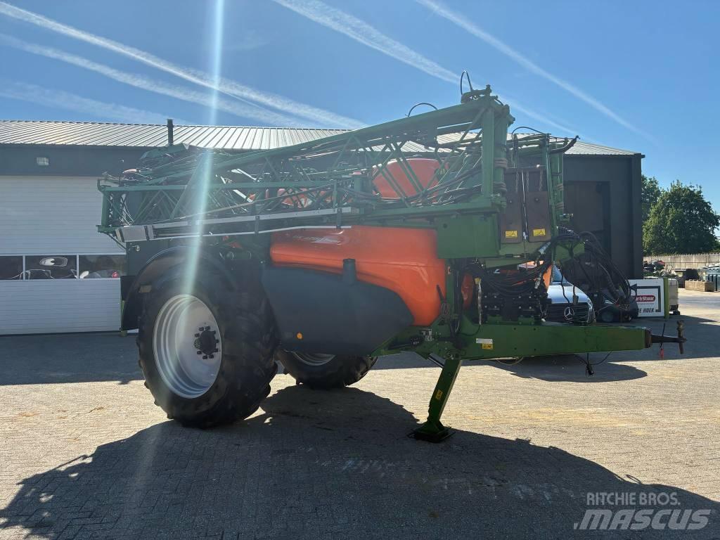 Amazone UX 4200 Getrokken spuitmachines