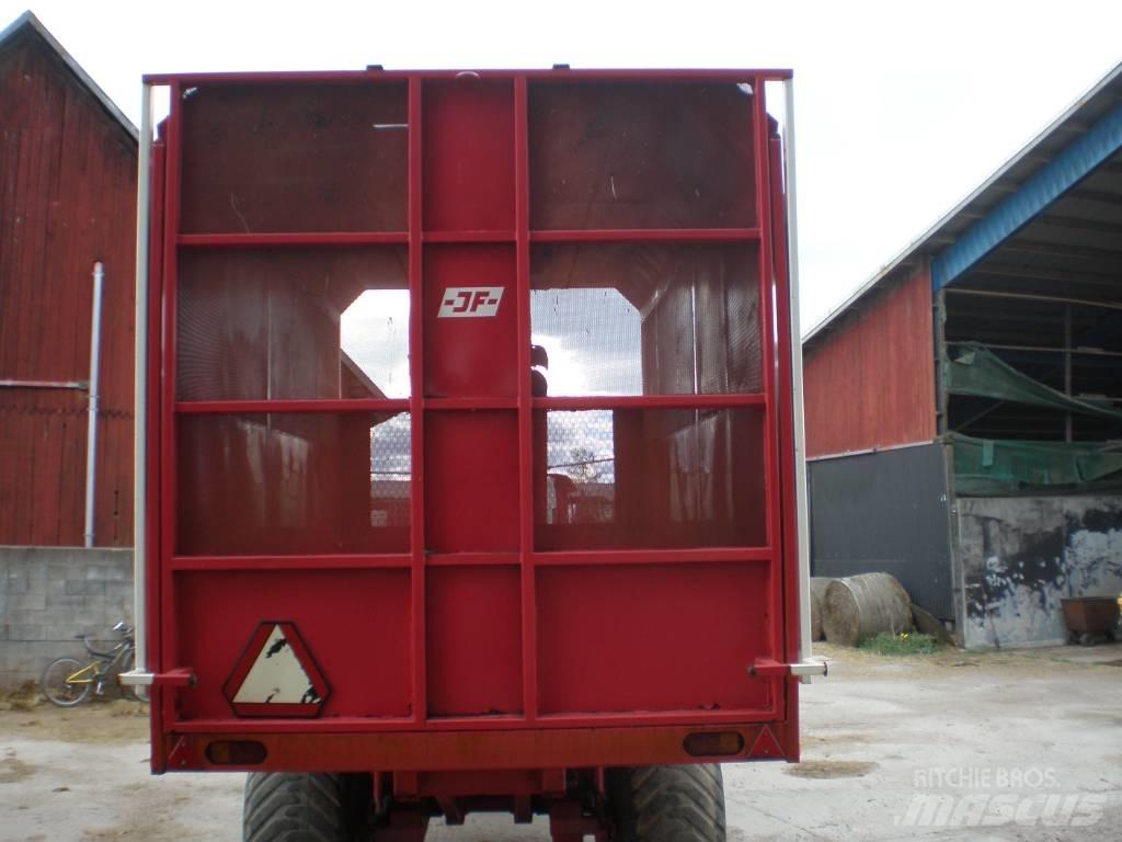 JF ES 3000 M Opraapwagens