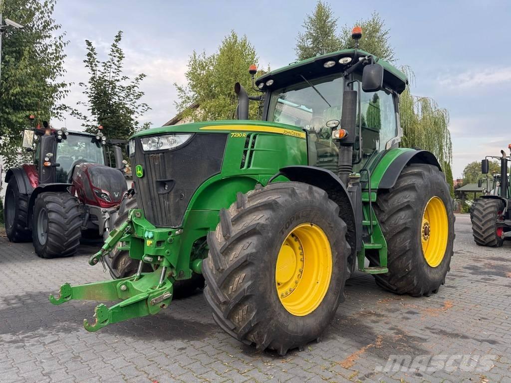 John Deere 7230R Tractoren