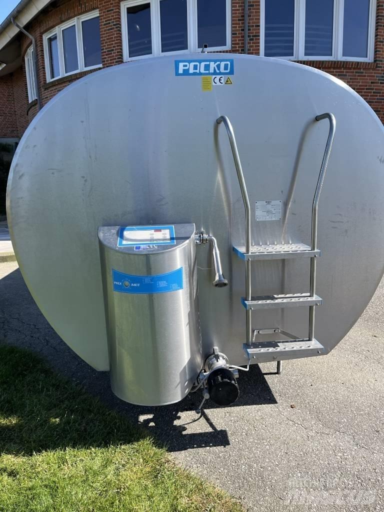 Packo 15000 liter Melkopslag- en transporttanks