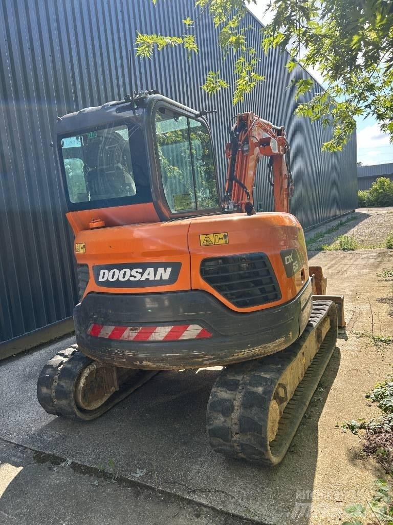 Doosan DX 63-3 Minigraafmachines < 7t