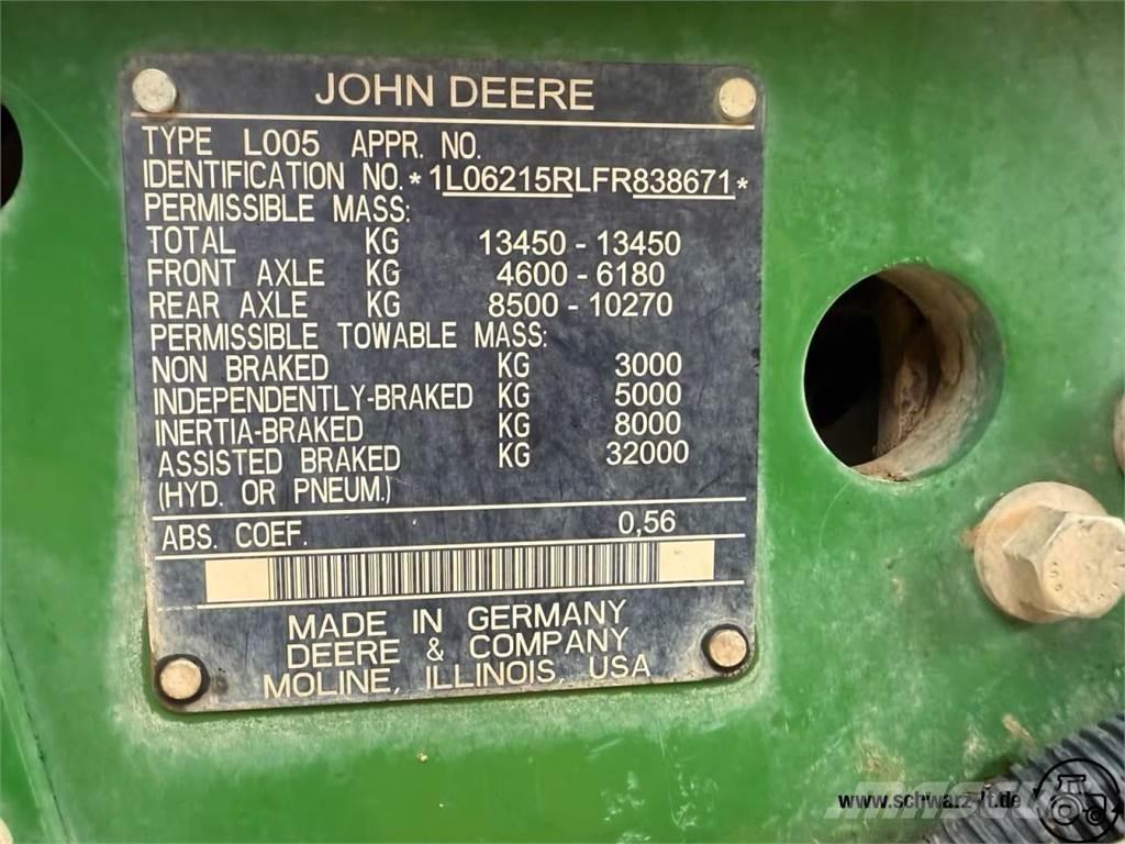 John Deere 6215R Tractoren