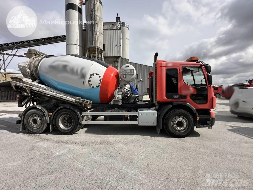 Volvo FE 320 Betonmixers en pompen