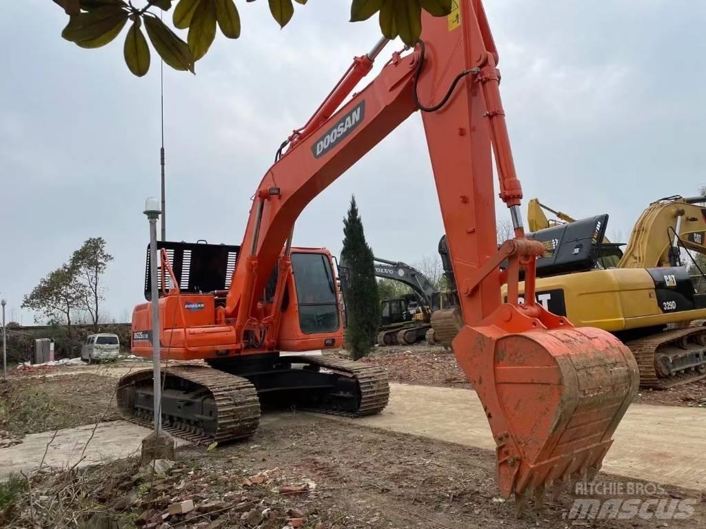 Doosan DH225LC-9E Rupsgraafmachines