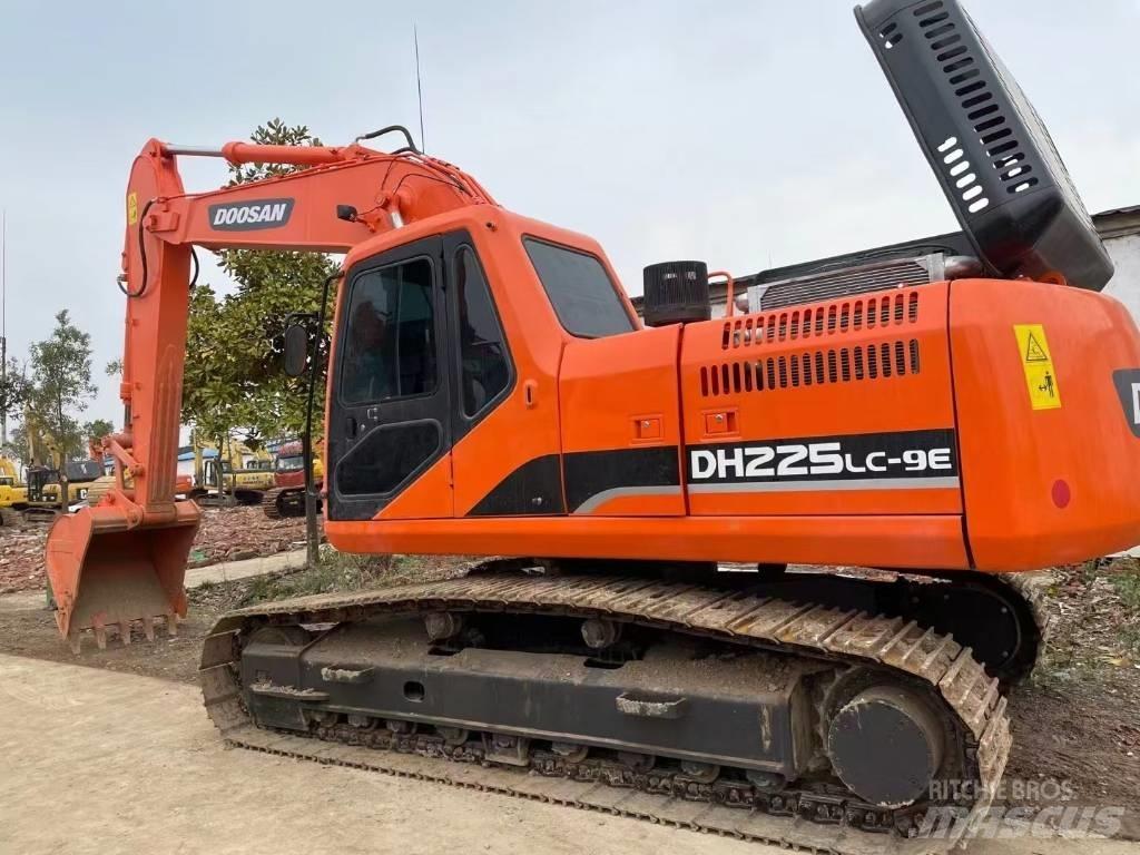 Doosan DH225LC-9E Rupsgraafmachines