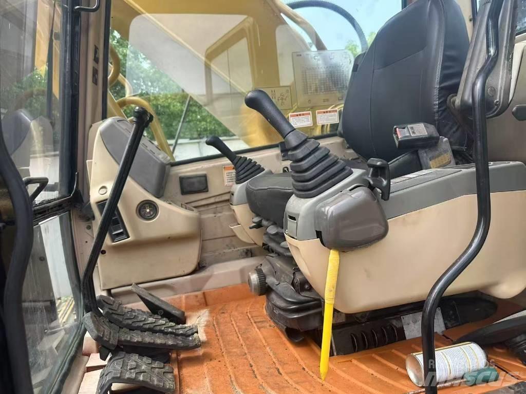CAT 330 B L Rupsgraafmachines