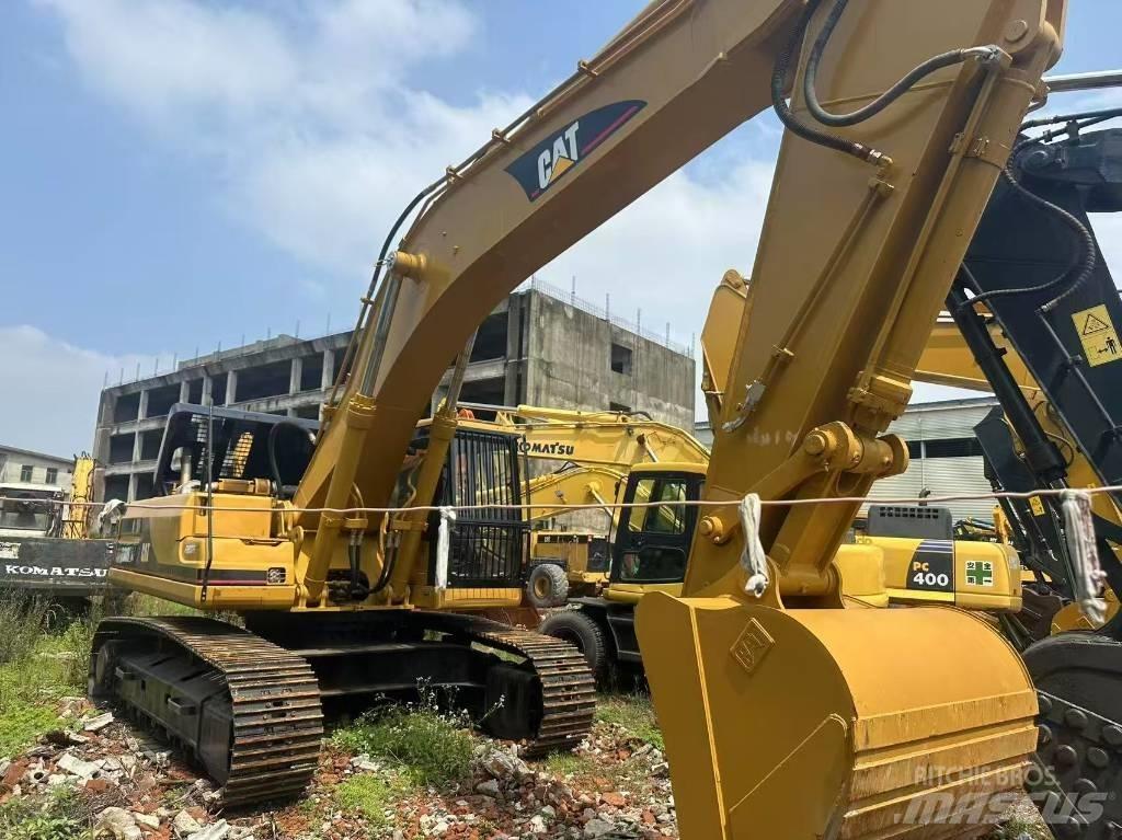 CAT 330 B L Rupsgraafmachines