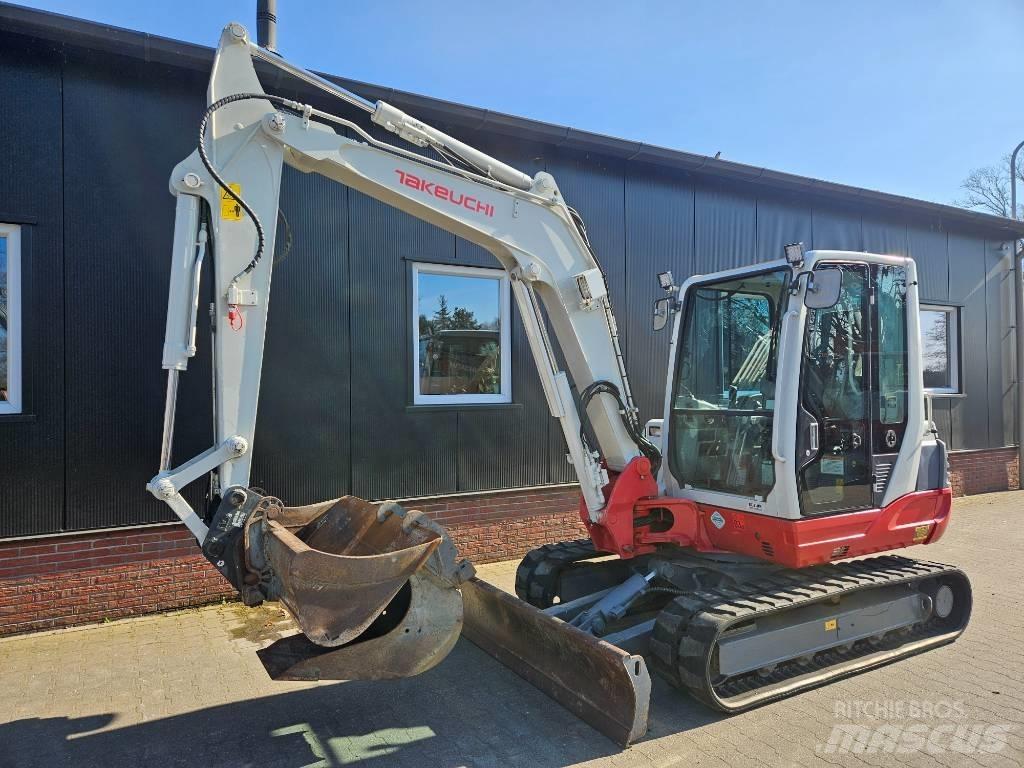 Takeuchi TB 250 Minigraafmachines < 7t
