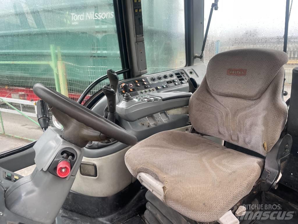 Valtra T 190 Tractoren