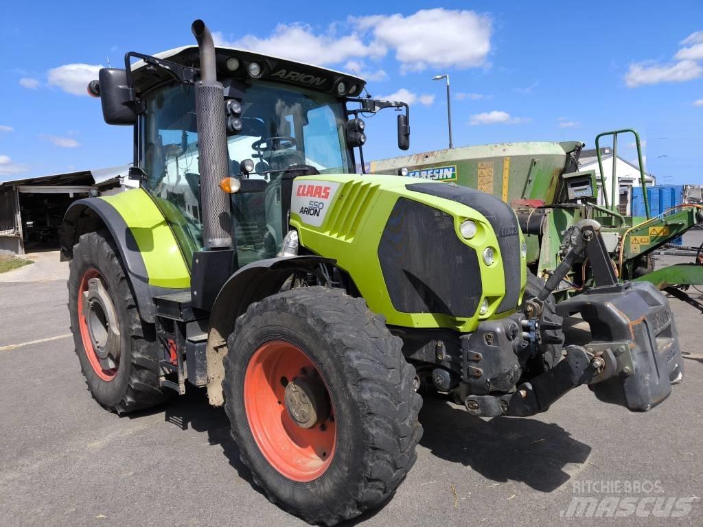 CLAAS Arion 550 Tractoren