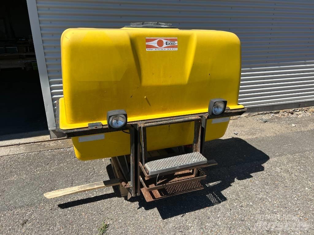 Ekko Front Tank Gedragen spuitmachines