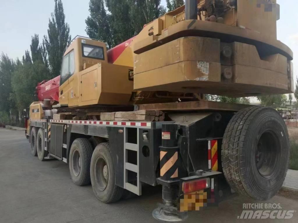 Sany STC 800 Takels, lieren en materiaalliften