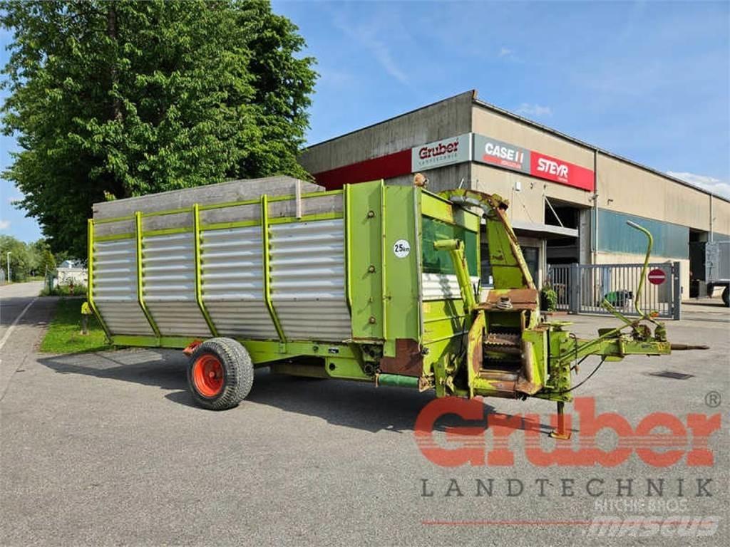 CLAAS Rapido 40 Opraapwagens