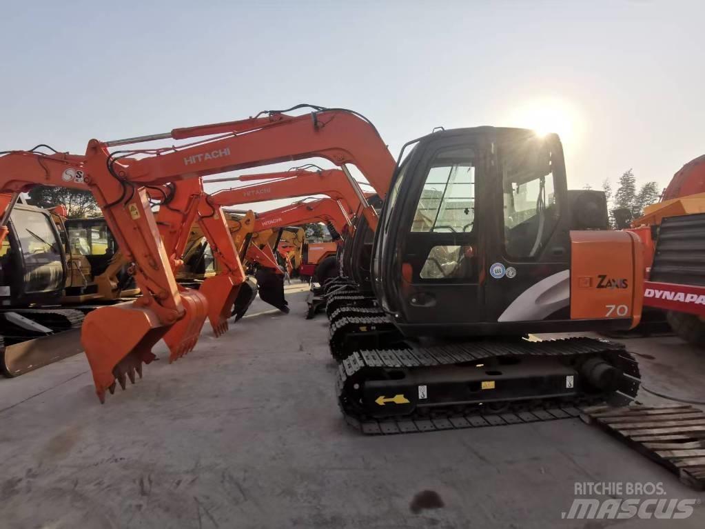 Hitachi ZX 70 Rupsgraafmachines