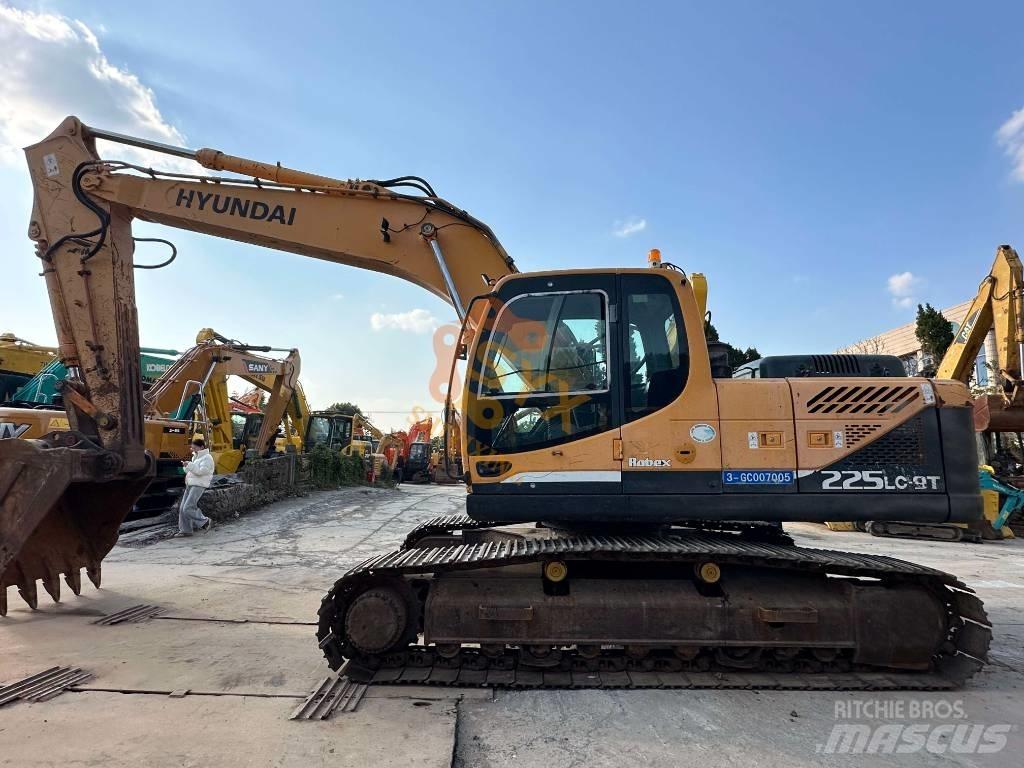 Hyundai 225 Rupsgraafmachines