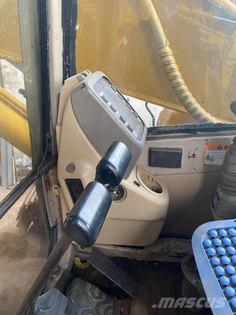 CAT 320 B Rupsgraafmachines