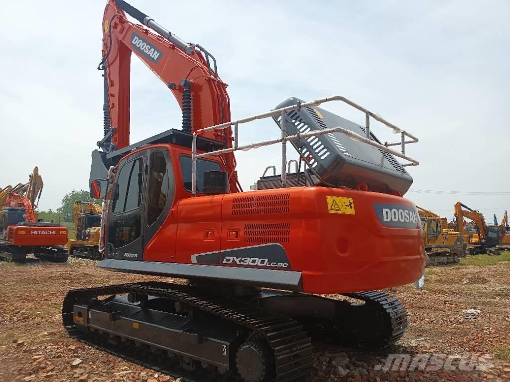 Doosan DX 300 Rupsgraafmachines