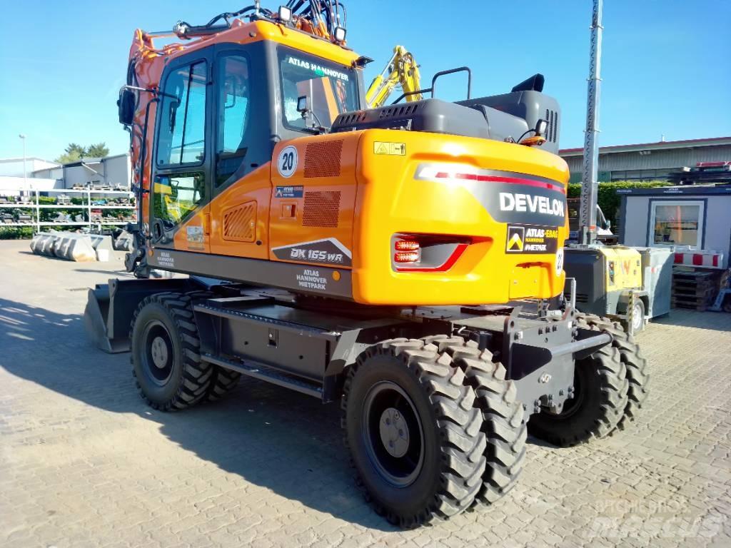 Develon DX 165 WR-7 Wielgraafmachines