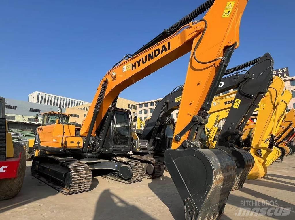 Hyundai 220-9S Midigraafmachines 7t - 12t