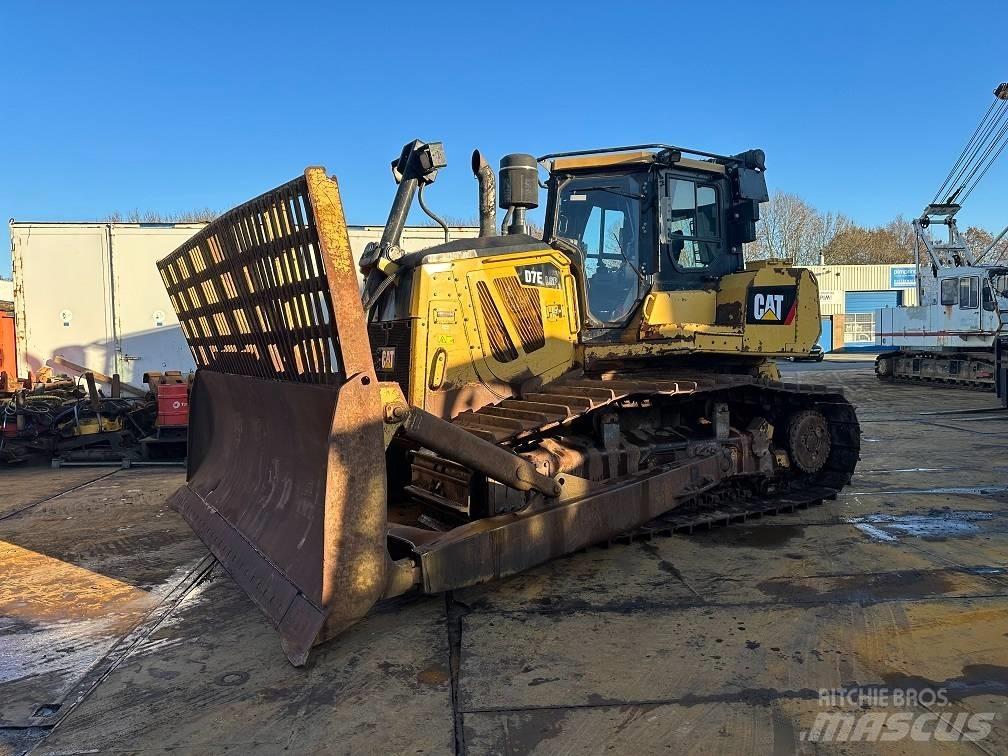 CAT D7E Rupsdozers