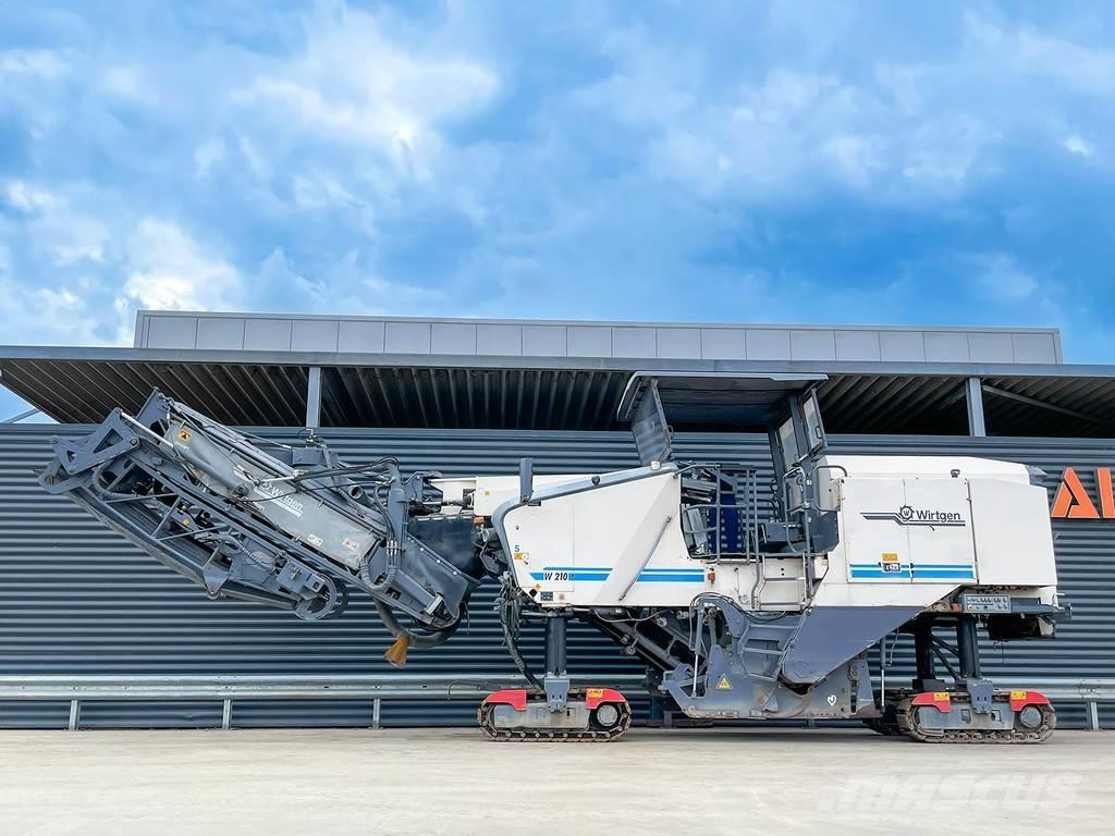 Wirtgen W 210 Asfaltfrezen