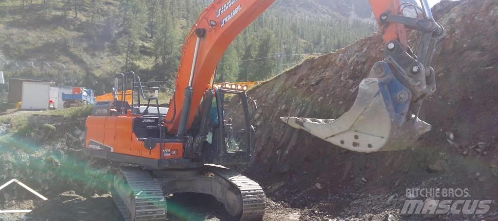 Doosan DX 235 Rupsgraafmachines