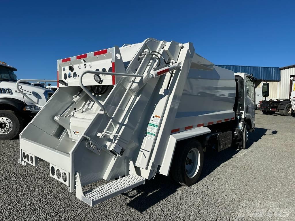 Isuzu NRR Vuilniswagens