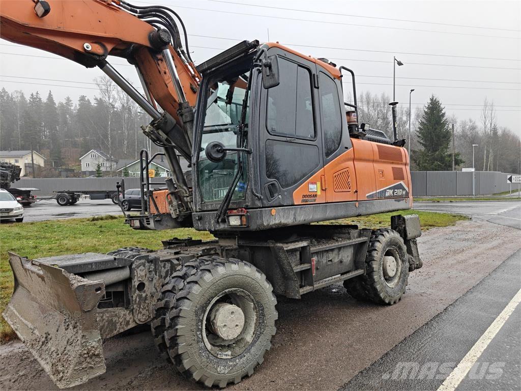 Doosan DX 210 W-7 Wielgraafmachines