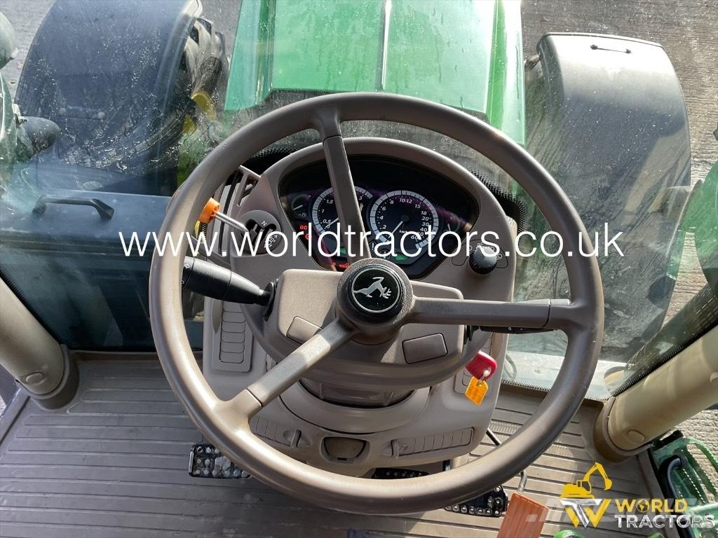 John Deere 6150 R Tractoren