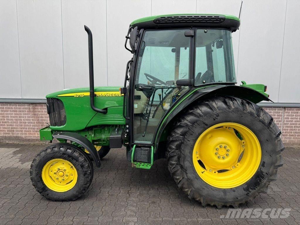 John Deere 5215 Zand- en zoutstrooimachines
