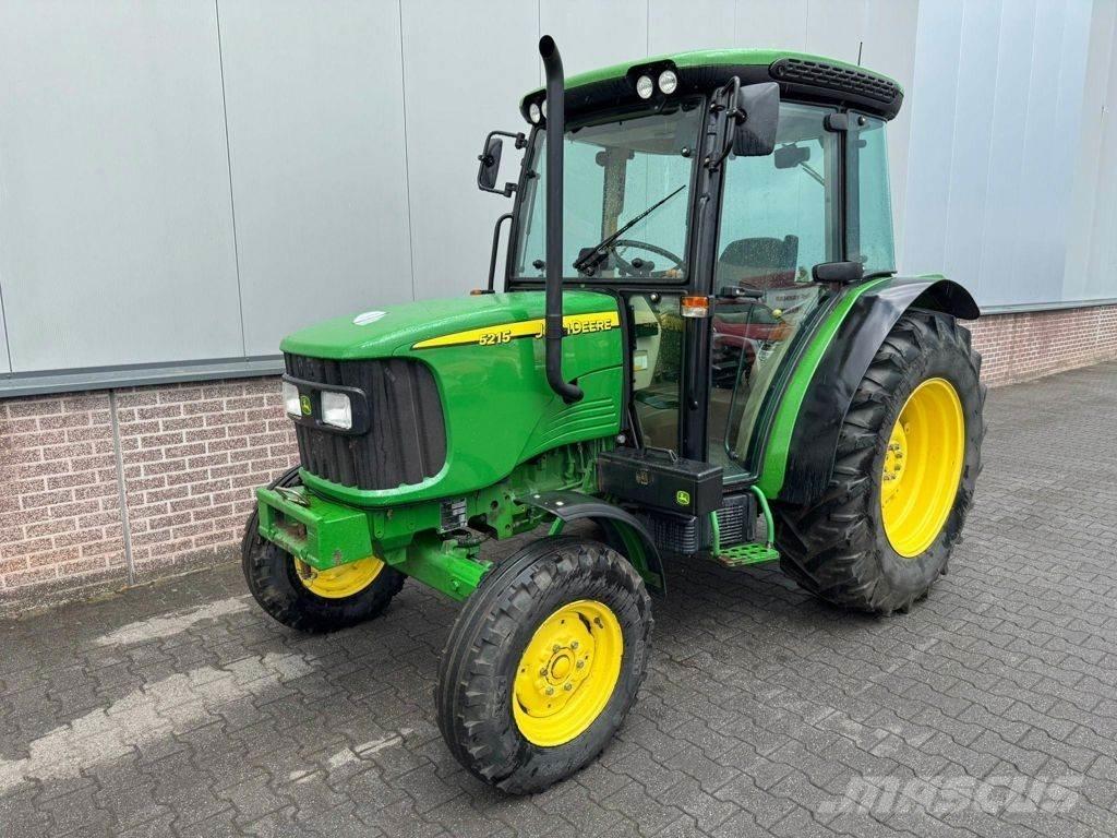 John Deere 5215 Zand- en zoutstrooimachines