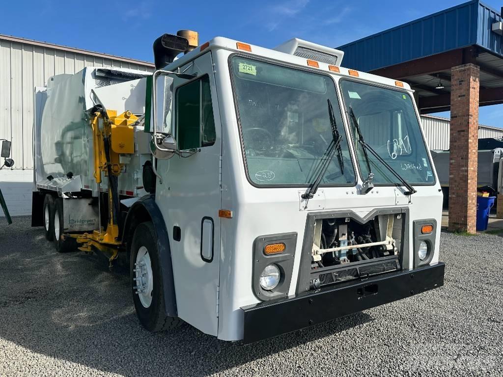 Mack LEU613 Vuilniswagens