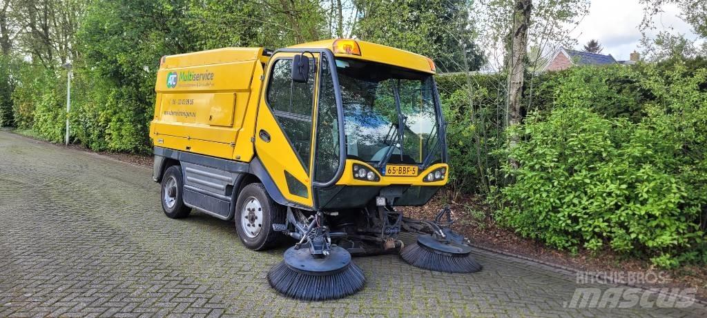 Johnston CX400 Veegmachines