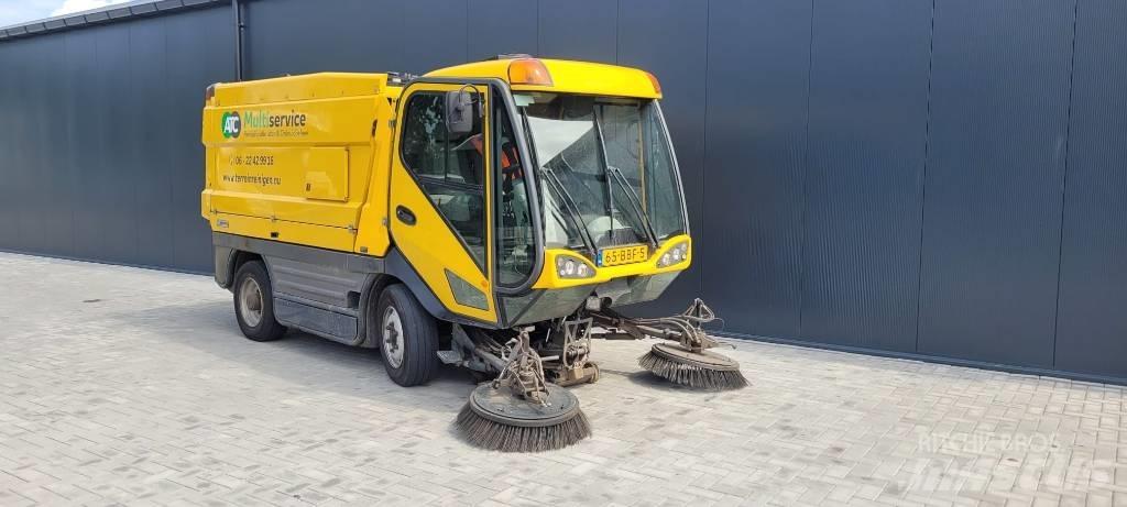 Johnston CX400 Veegmachines