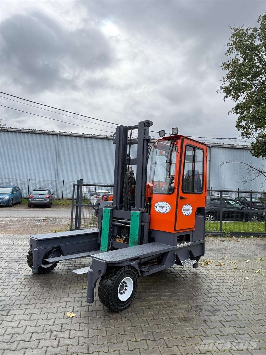 Combilift C5000 XL Four-way truck