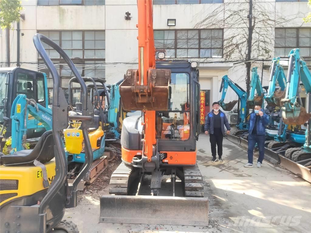 Hitachi ZX 30 U Minigraafmachines < 7t