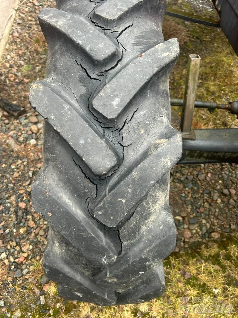 Valmet 405-4 Tractoren