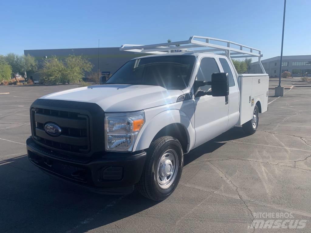 Ford F 350 Bestelwagens met open laadbak