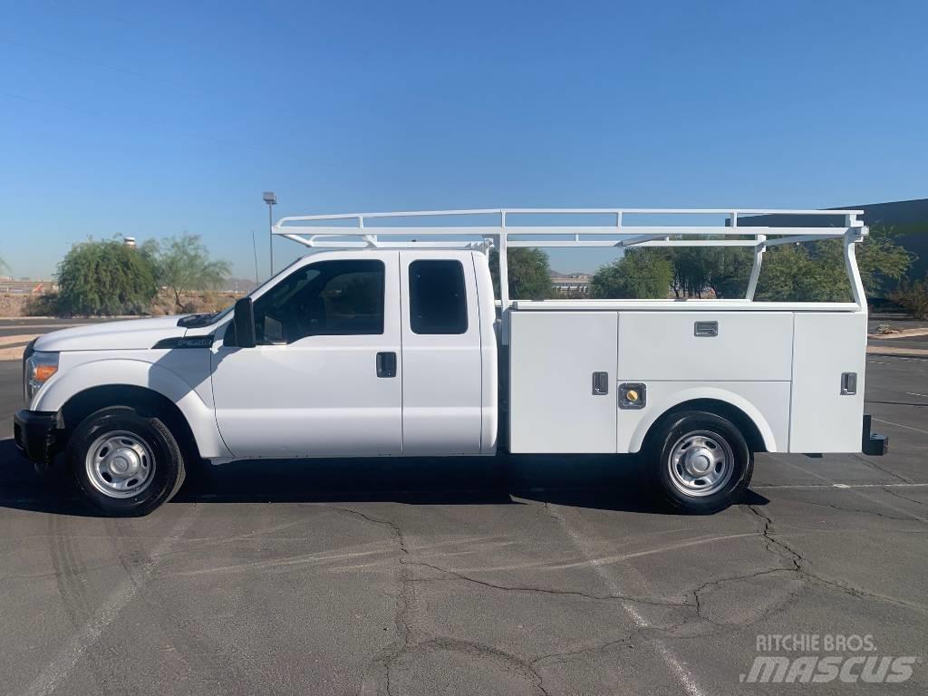 Ford F 350 Bestelwagens met open laadbak