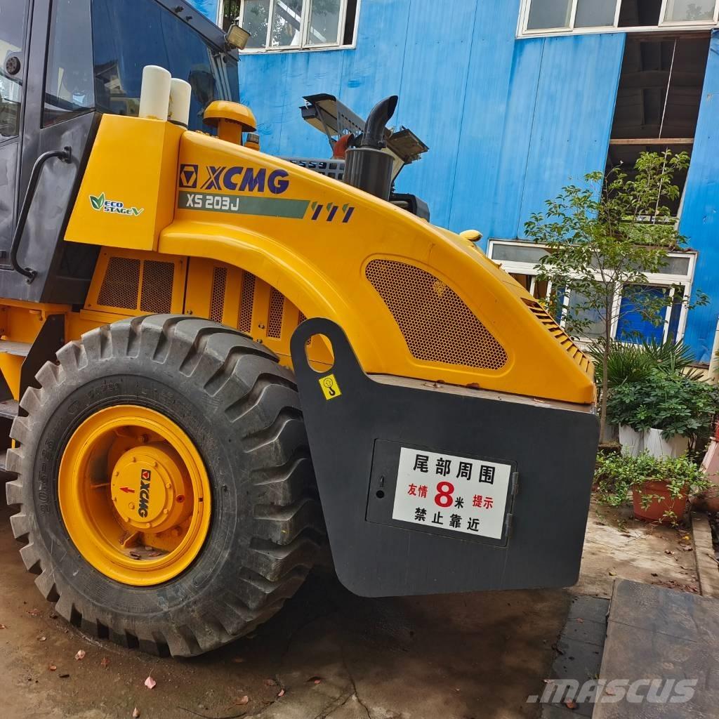XCMG XS 223 J Trilrolwalsen