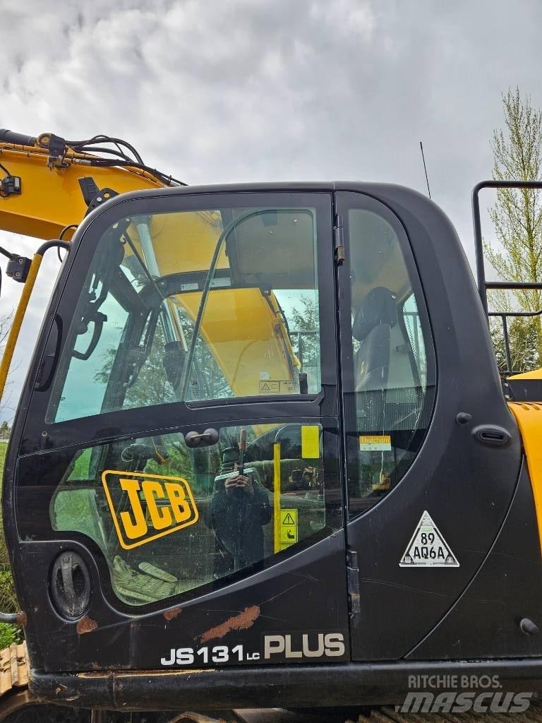 JCB JS 130 LC Rupsgraafmachines